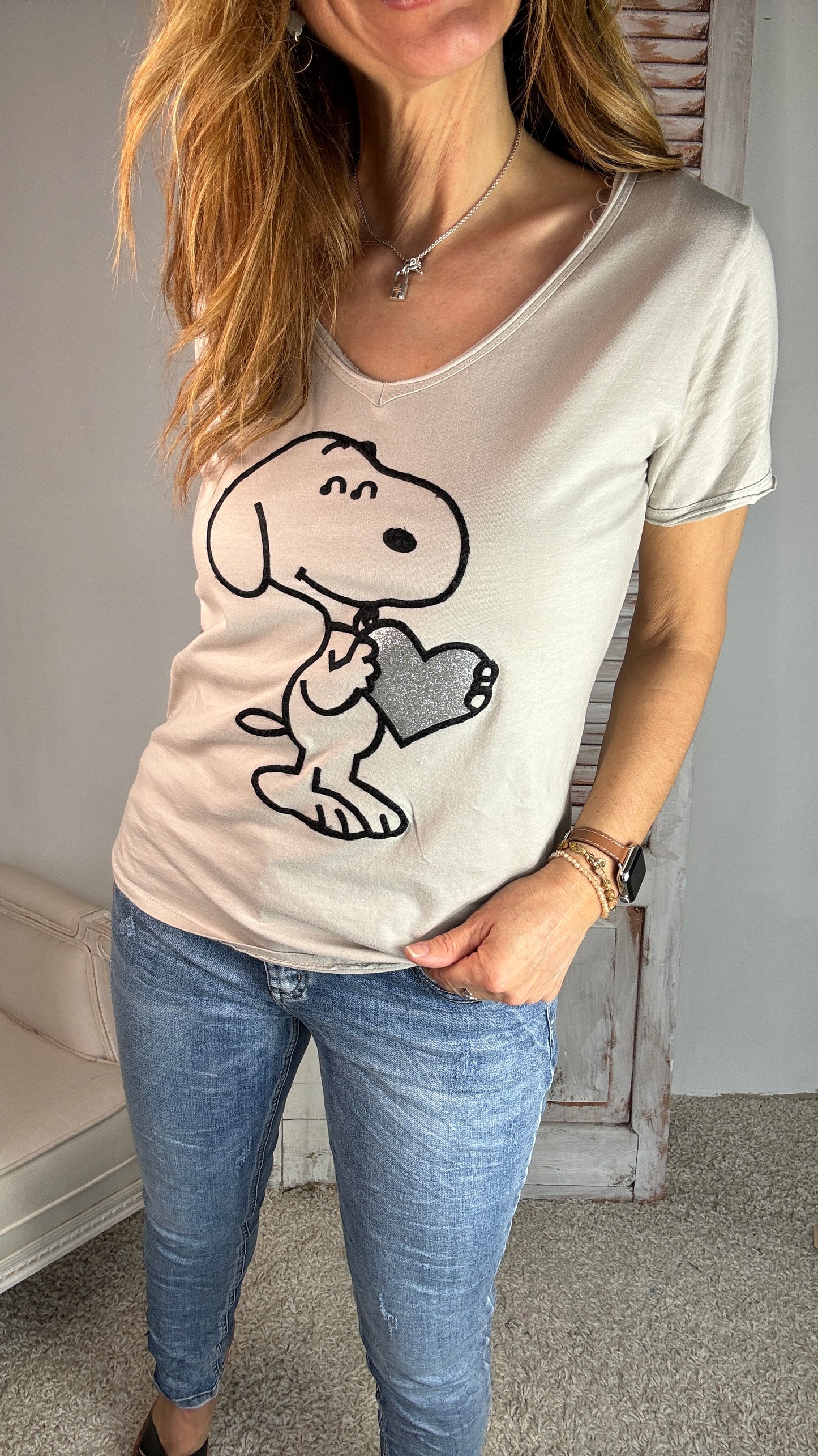 T-Shirt "Snoopy mit Herz"